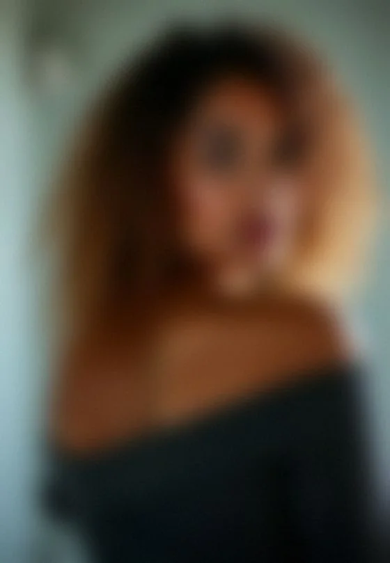 Charlotte, 33